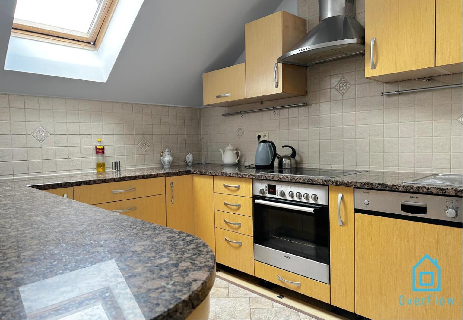 Purple - Charming Place, 15 Minutes To Old Town & 5 Minutes To Seaside