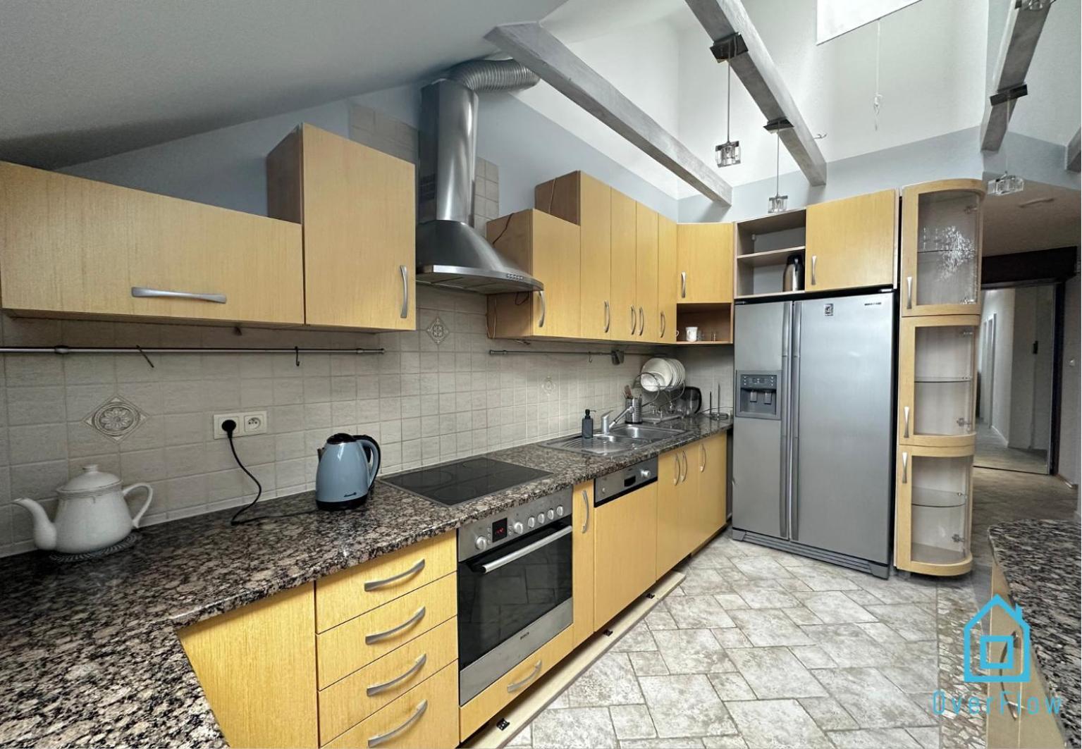 Purple - Charming Place, 15 Minutes To Old Town & 5 Minutes To Seaside Privat bolig *