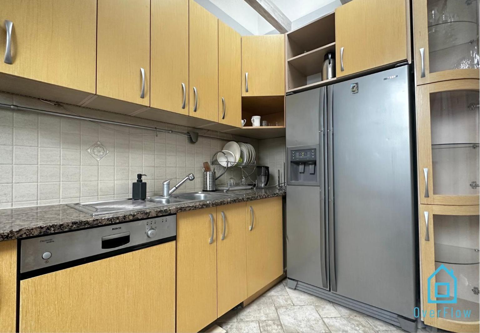 Purple - Charming Place, 15 Minutes To Old Town & 5 Minutes To Seaside Privat bolig